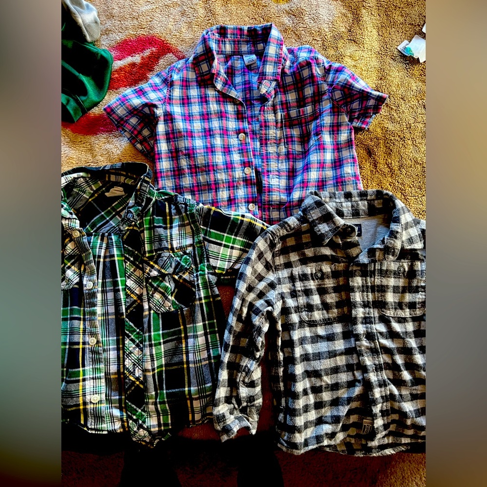 Toddler boys flannels 3t set of 3 great condition